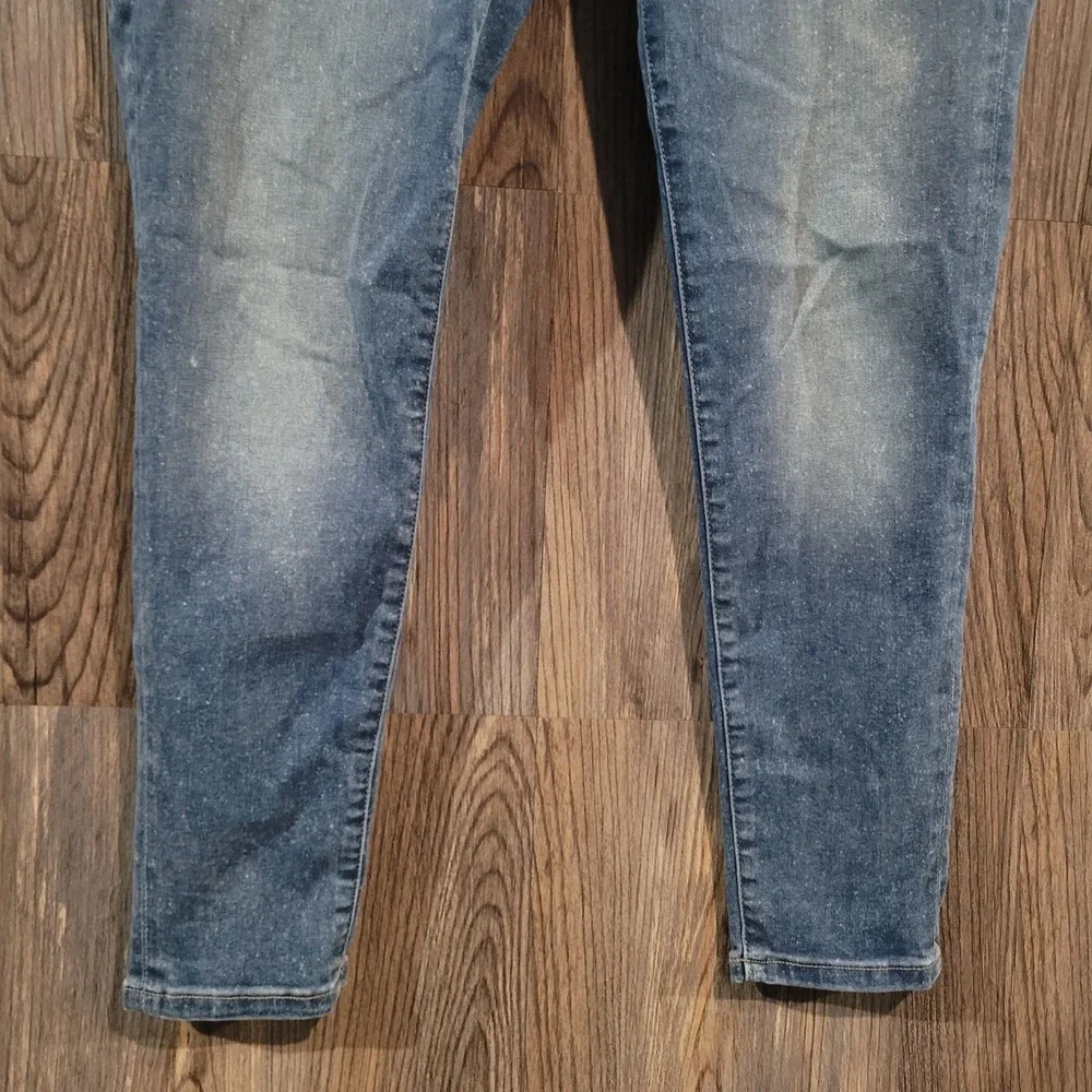 APT 9 Tummy Control Skinny Jeans Size 12 x 27 Speckled Medium Wash Stretch